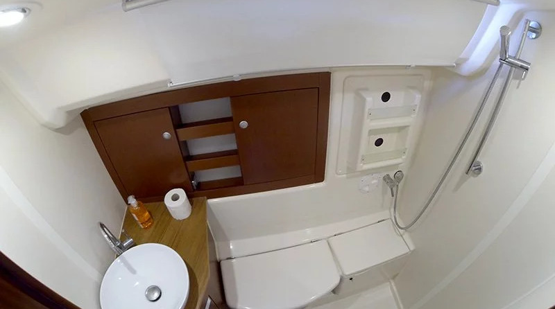 Hanse 385