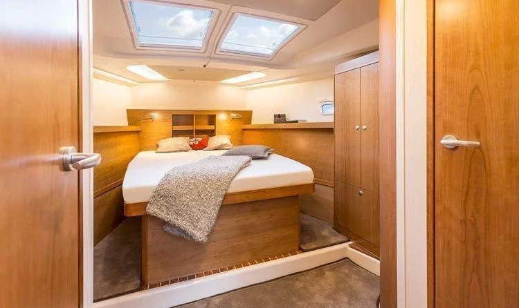 Hanse 455