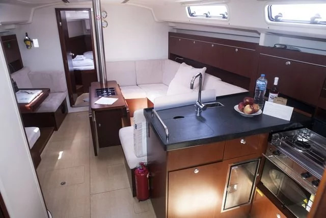 Hanse 415