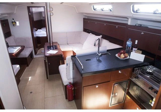 Hanse 415