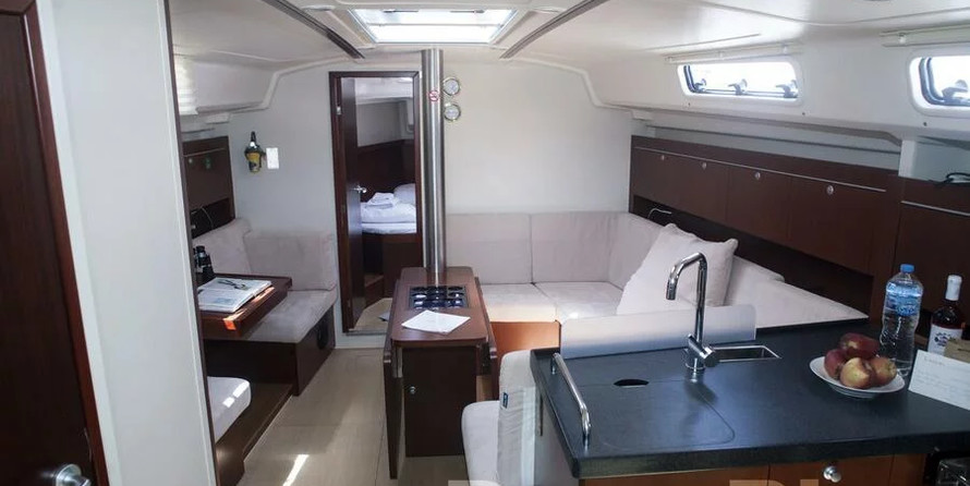 Hanse 415
