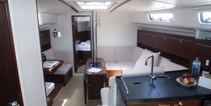 Hanse 415