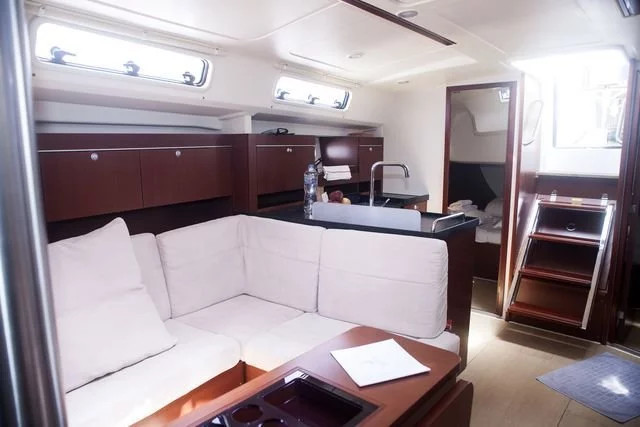 Hanse 415