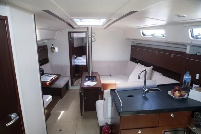 Hanse 415