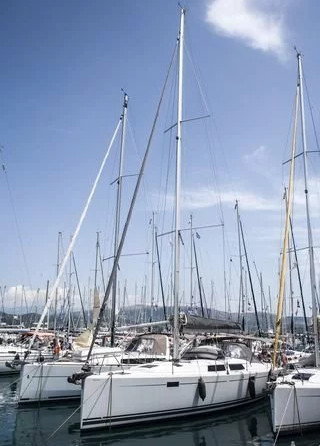 Hanse 415