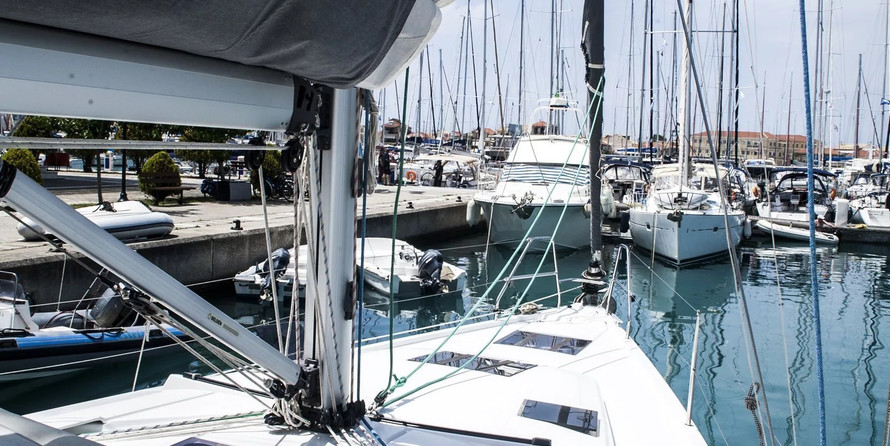Hanse 415