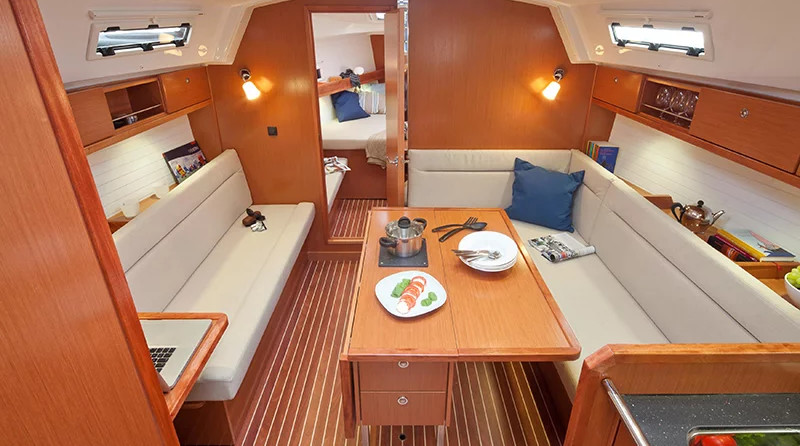 Bavaria Cruiser 36