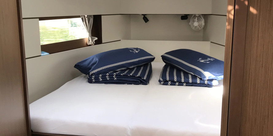 Beneteau Oceanis 38.1