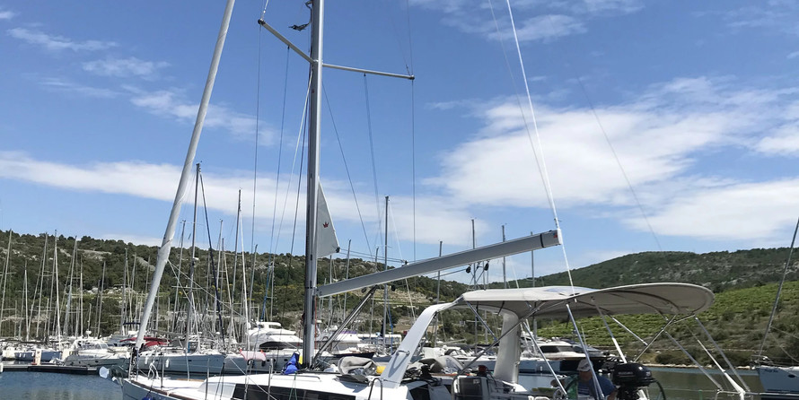 Beneteau Oceanis 38.1
