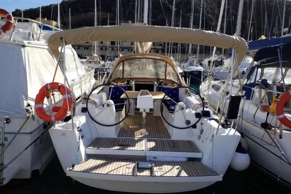 Dufour 350 Grand Large