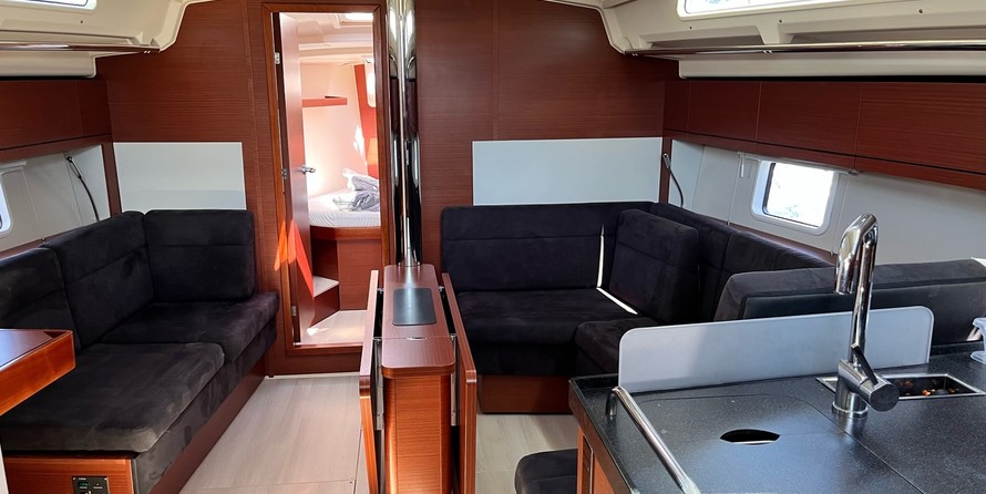 Hanse 418
