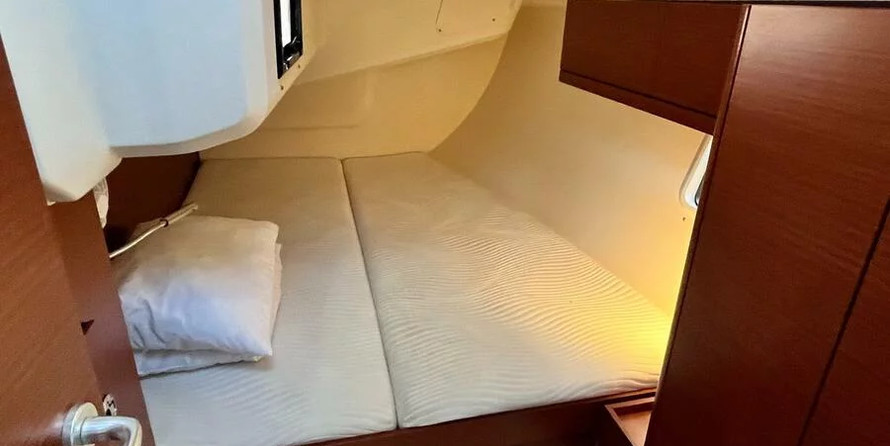 Hanse 418