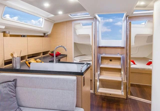 Hanse 418