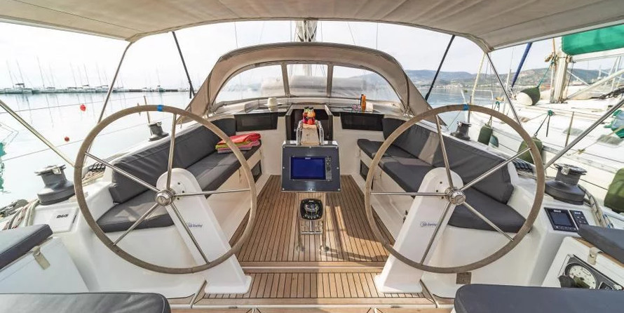 Hanse 418
