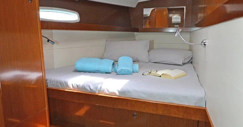 Beneteau Oceanis 50 Family