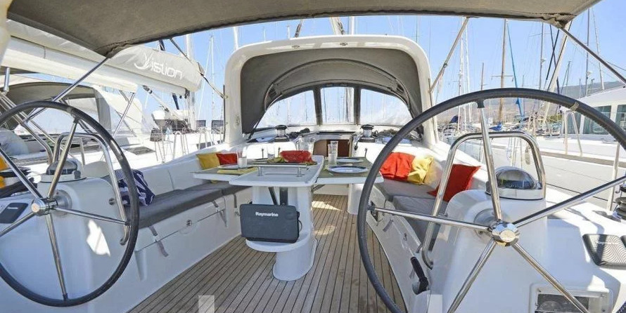 Beneteau Oceanis 50 Family