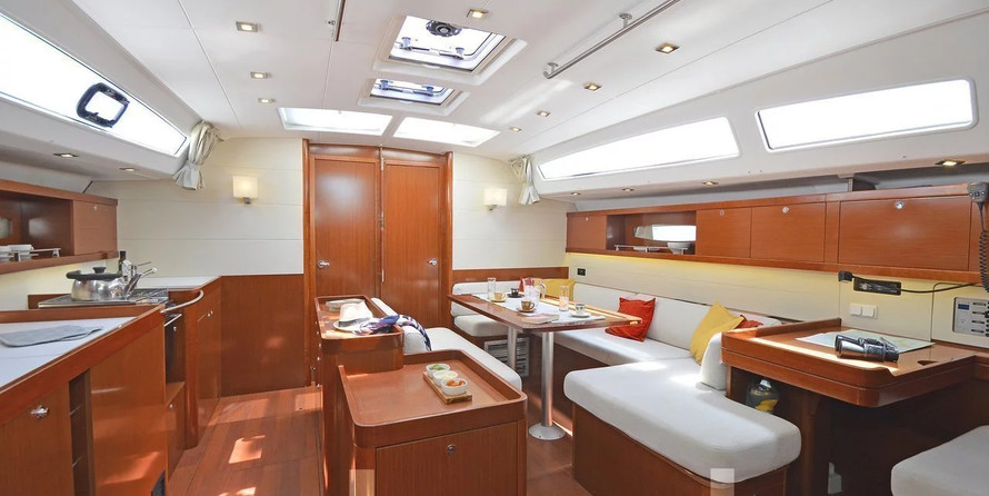 Beneteau Oceanis 50 Family