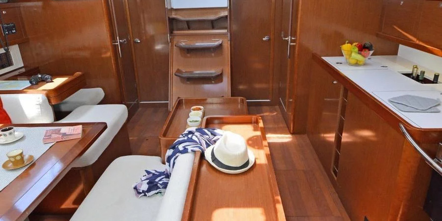 Beneteau Oceanis 50 Family