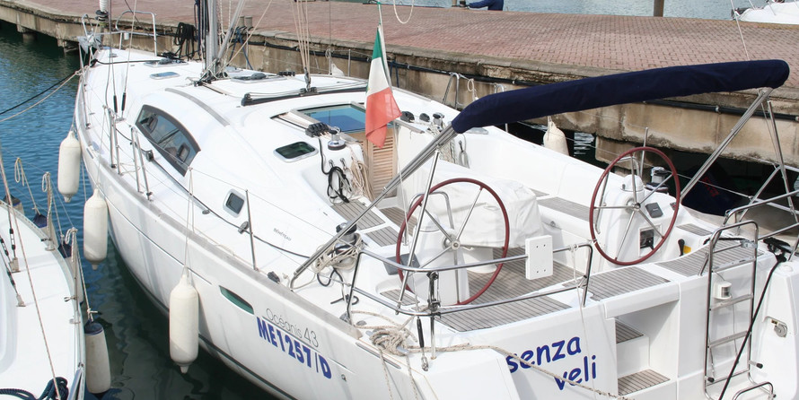 OCEANIS 43 (3 CAB)