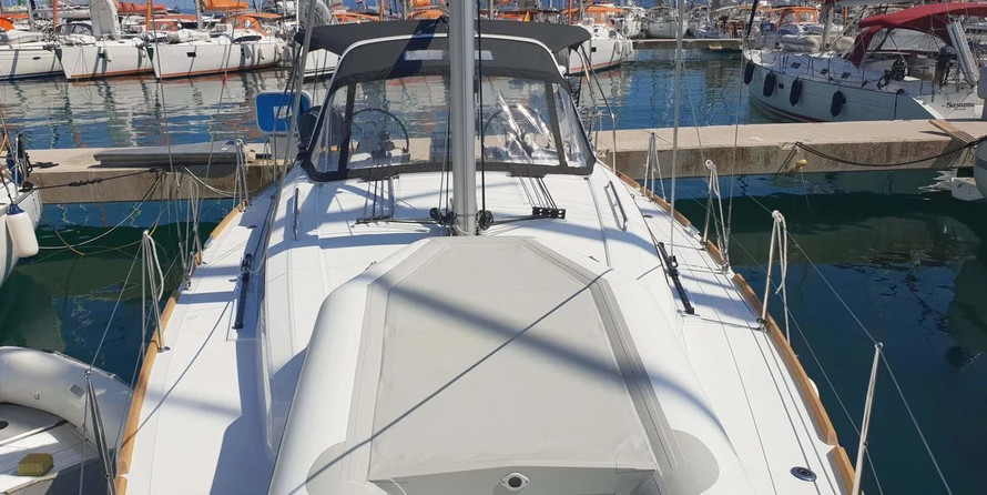 Beneteau Oceanis 38.1