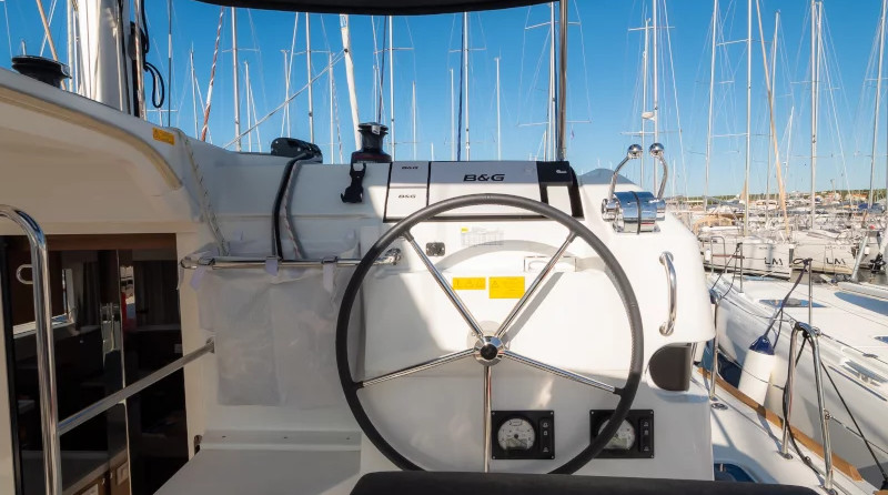Lagoon 40