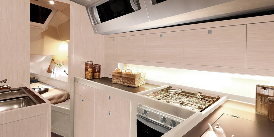 Oceanis 48