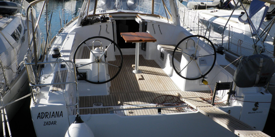 Beneteau Oceanis 38.1