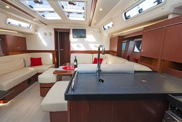 Hanse 455