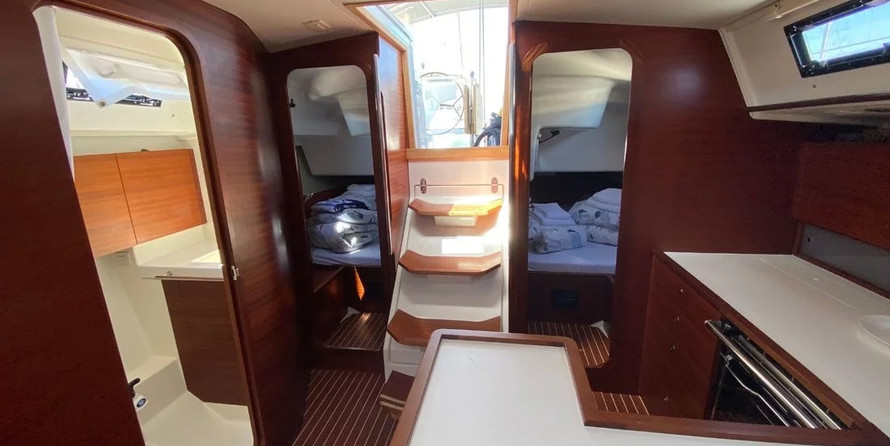 Salona 44
