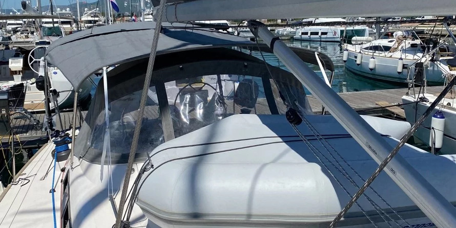 Salona 44