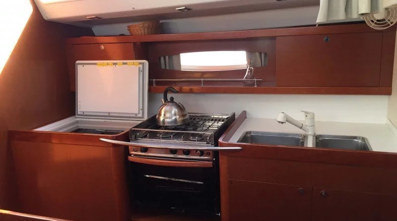 Beneteau Oceanis 50 Family