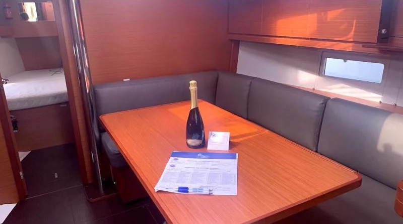 Dufour 390 Grand Large