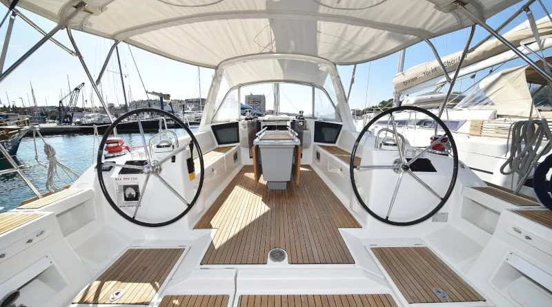 Oceanis 45