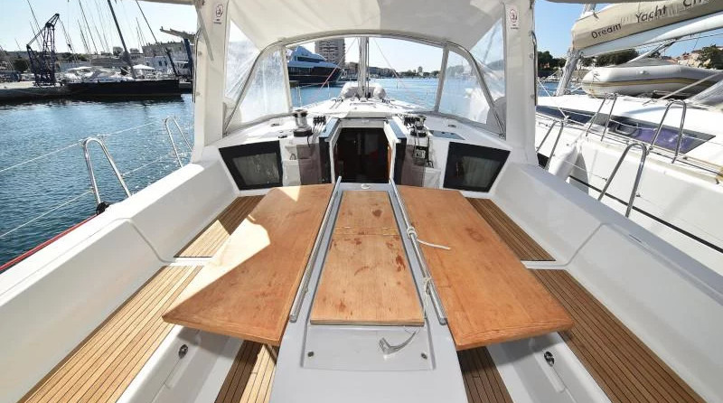 Oceanis 45