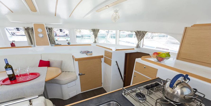 Lagoon 380