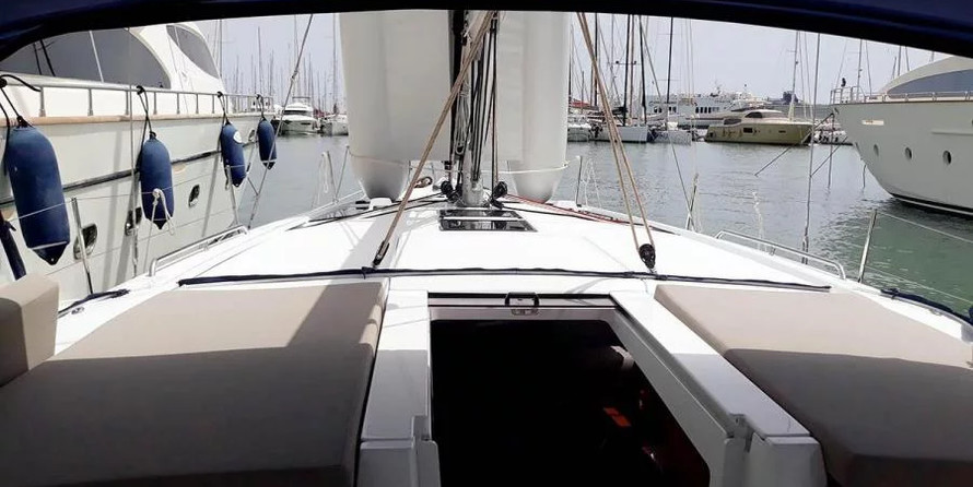 Beneteau Oceanis 46.1