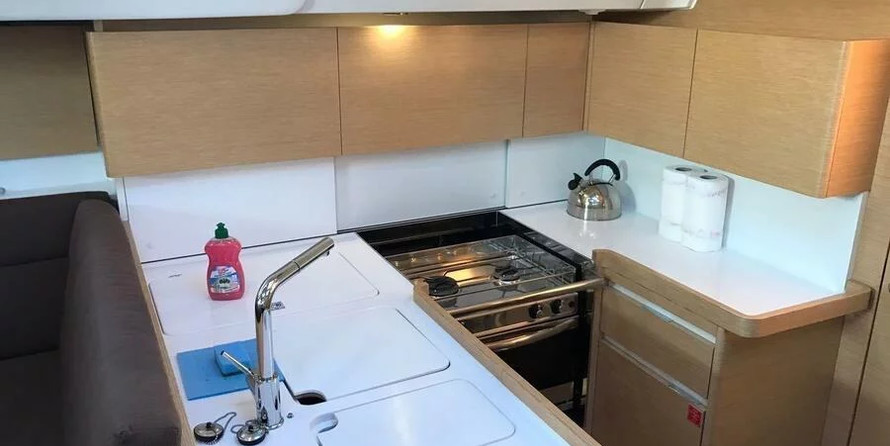 Elan Impression 50 - 5 + 1 cab.