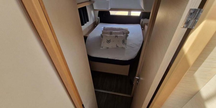 Fountaine Pajot Lucia 40