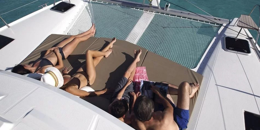 Fountaine Pajot Lucia 40