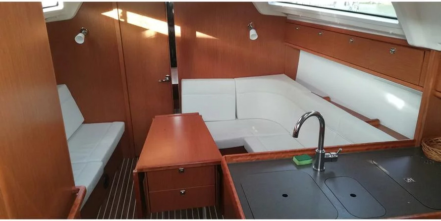 Bavaria 37 Cruiser