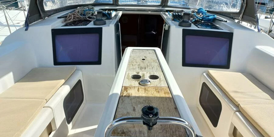 Dufour 410 Grand Large