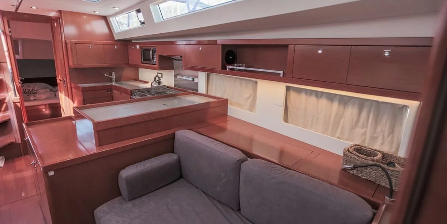 Beneteau Oceanis 55.1