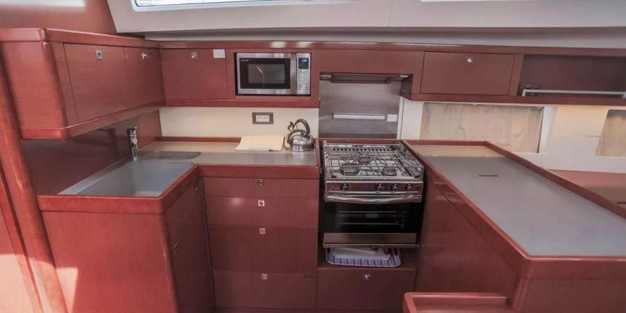 Beneteau Oceanis 55.1