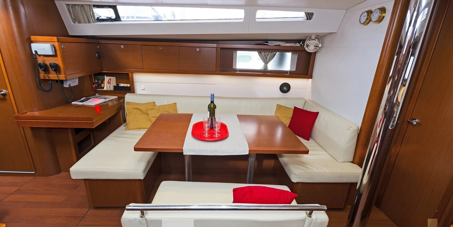 Oceanis 48-5