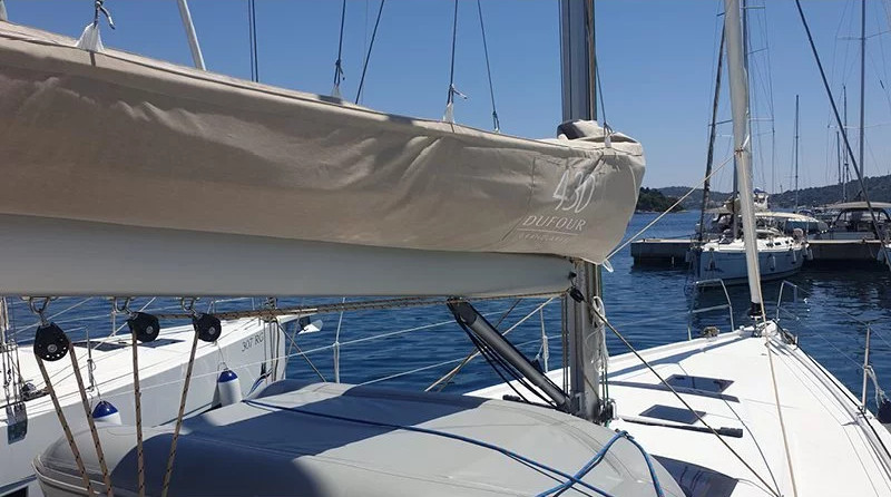 Dufour 430 Grand Large