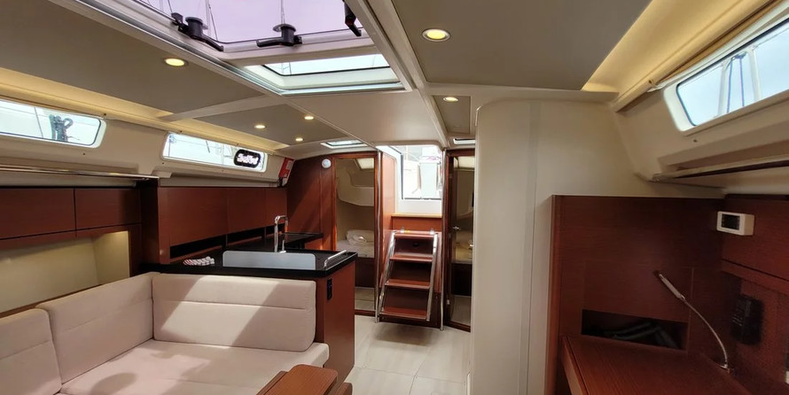 Hanse 418