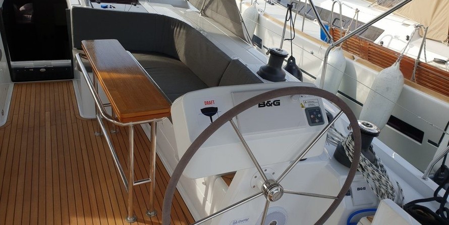 Hanse 508