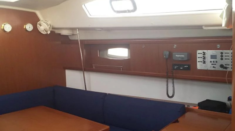 Beneteau Oceanis 43