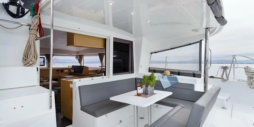 Lagoon 400 S2