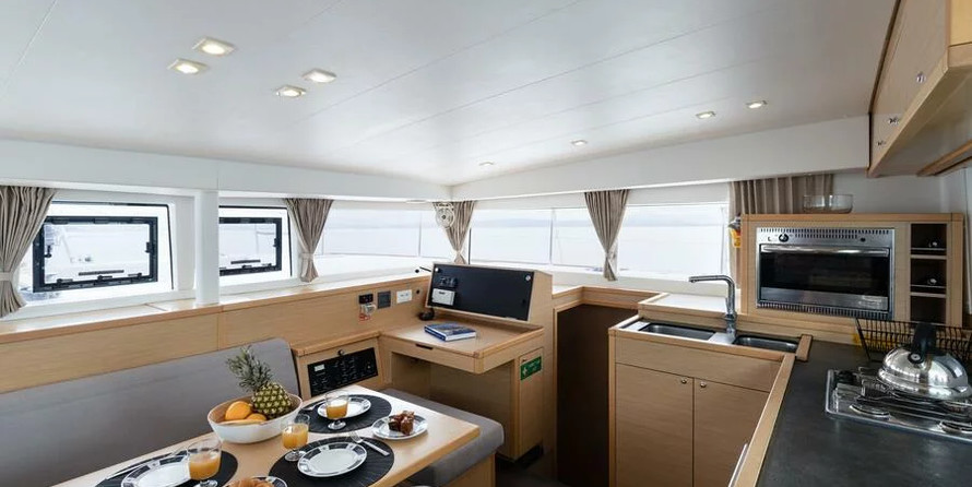Lagoon 400 S2